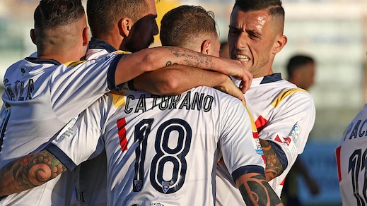 Serie C, Juve Stabia-Lecce 2-3: Caturano per la vetta
