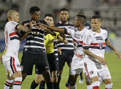 Dal Brasile: «Il Napoli su Jô del Corinthians»