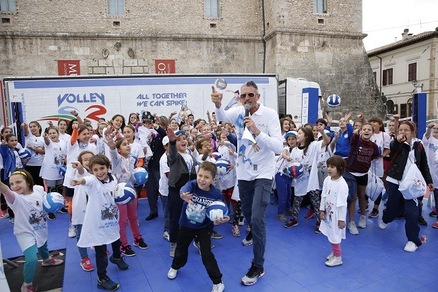 Volley: Partito da Norcia il tour 2017 di “Gioca Volley S3… in Sicurezza”