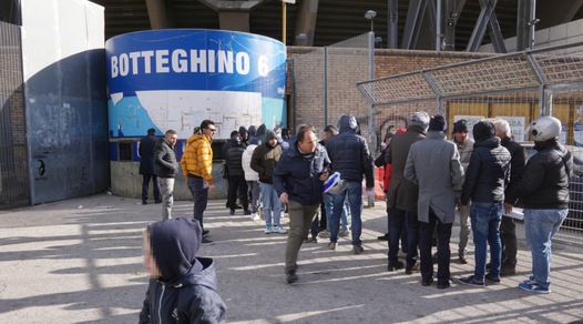 Tradito da un biglietto per Napoli-Inter: arrestato latitante