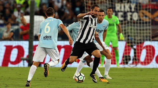 Juventus, Higuain chiede scusa ai tifosi: «Abbiamo bisogno del vostro amore»