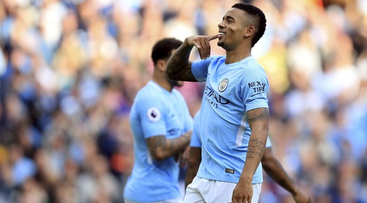 Premier League, Liverpool-Manchester United 0-0. City, 7 gol allo Stoke. Chelsea ko