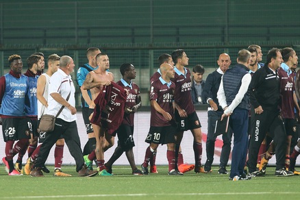 Serie B, Avellino-Salernitana 2-3: Minala firma la rimonta