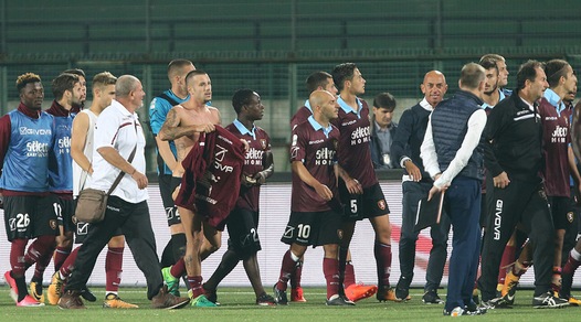 Serie B, Avellino-Salernitana 2-3: Minala firma la rimonta