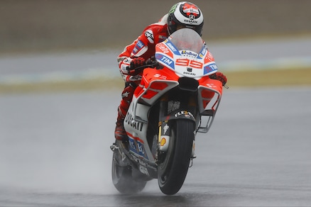 MotoGp Ducati, Lorenzo: «Non sono contento»