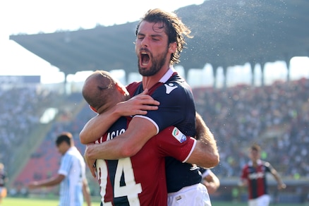 Serie A Bologna, allenamento in gruppo per Poli