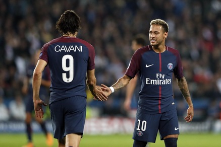 Psg, Cavani: «Neymar? Conta la squadra, non bisogna essere amici»