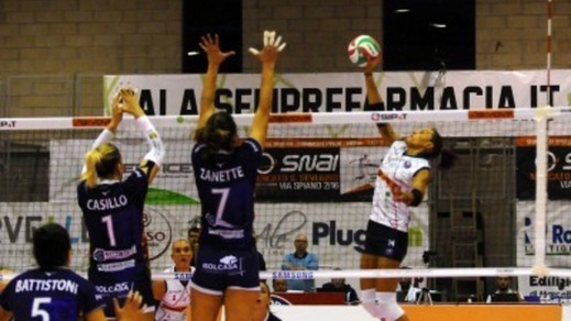 Volley: A2 Femminile, in quattro al comando