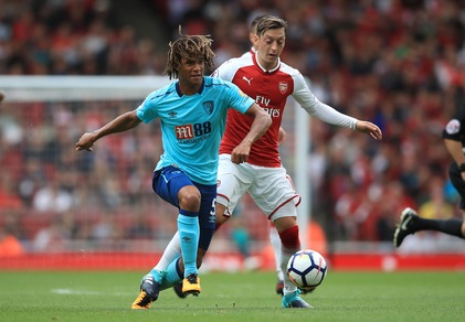 Dall'Inghilterra: «Özil ha annunciato che a gennaio andrà al Manchester United»