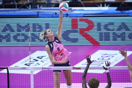 Volley: A1 Femminile, domani due anticipi: Scandicci- Casalmaggiore e Busto-Filottrano