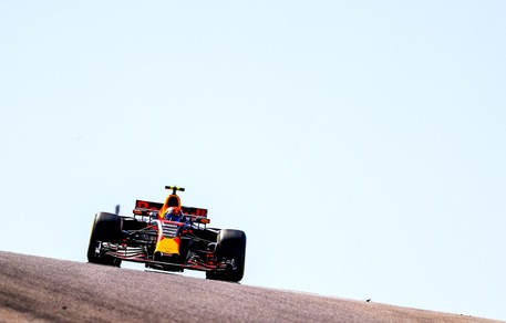 F1, Verstappen non ci sta: «Penalità stupida»