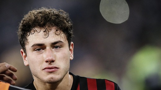 Serie A Milan, esami ok per Calabria: il terzino è già a Milanello