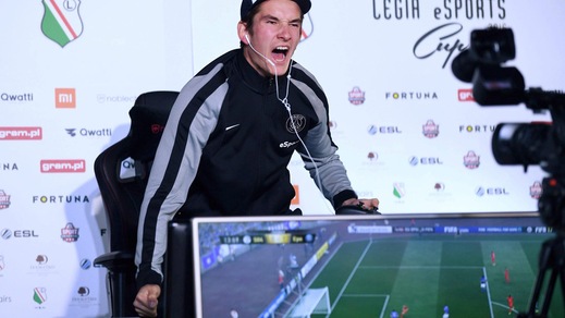 ESports, cambiano i mondiali di Fifa 18: nasce la eWorld Cup