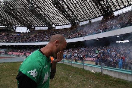 Napoli-Sassuolo, Cannavaro si emoziona per l'omaggio della Curva B