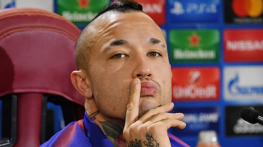 Roma: Nainggolan, visita agli amici del Chelsea all'hotel Hilton