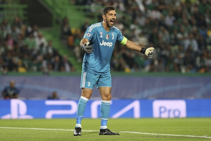 Juventus, Buffon: «Tanto orgoglio per questi 120 anni»