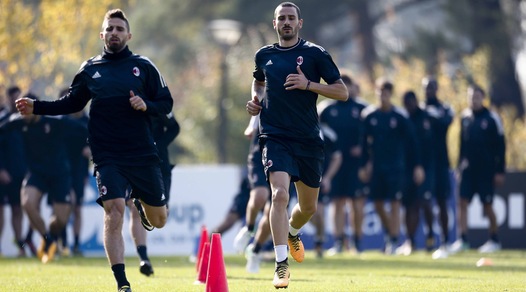 Milan, le immagini dell'allenamento in Grecia: Montella cupo