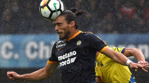 Serie A Verona, affaticamento muscolare per Caceres
