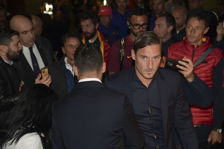 Totti: «Attendo impaziente il nuovo stadio della Roma»