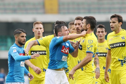 Serie A, Chievo-Napoli 0-0: la capolista non passa