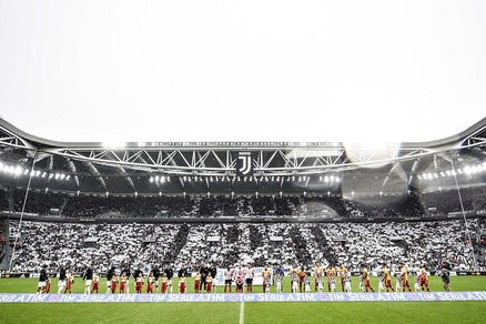 Juventus-Benevento 2-1, dalla grande paura alla gioia: festa bianconera per i 120 anni