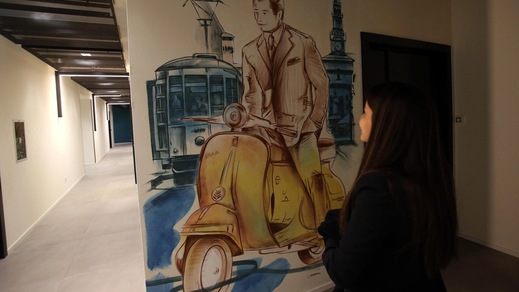 Lounge e cucina, il nuovo quartier generale di Amazon a Milano