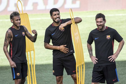 Barcellona, Suarez: «Neymar ci manca tanto. Coutinho? Magari...»