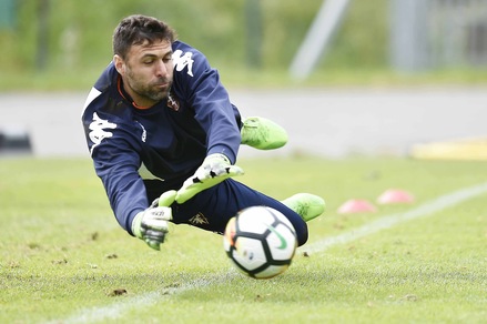 Serie A Torino, Sirigu: «I risultati iniziano a darci ragione»