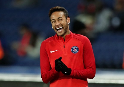 Neymar: «Adesso basta, sono felice al Psg»