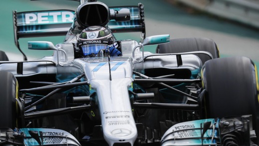 F1, Gp Brasile: Mercedes davanti nelle ultime libere, Ferrari inseguono