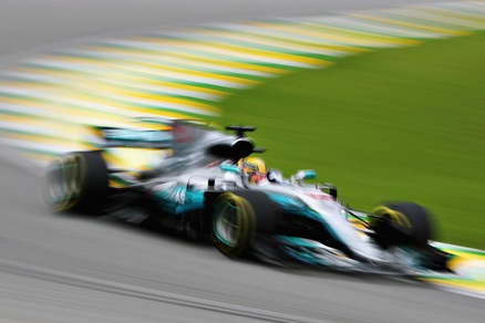 F1, Gp Brasile: Hamilton subito out in qualifica
