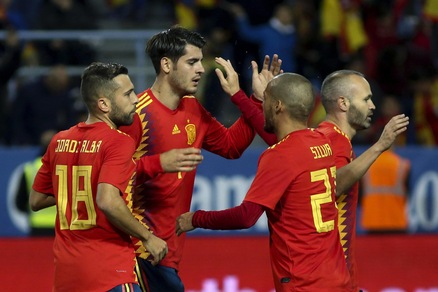 Spagna-Costa Rica 5-0: debutto per Luis Alberto