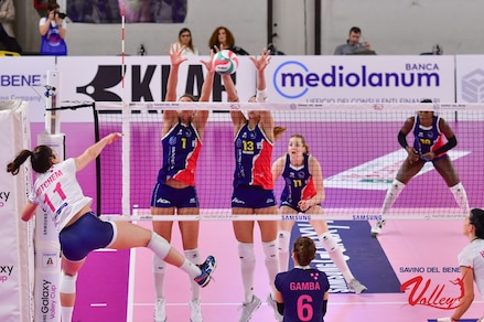 Volley: A1 Femminile, Scandicci in fuga, Pomì in caduta libera