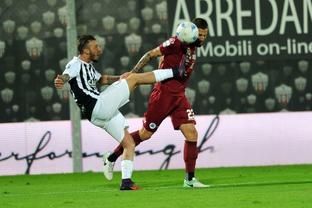 Serie B Ascoli, Mignanelli operato: tre mesi di stop