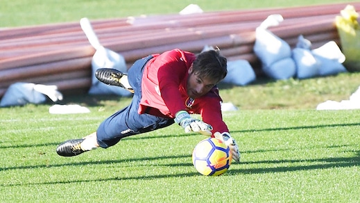 Serie A Bologna, Mirante c'è: seduta regolare