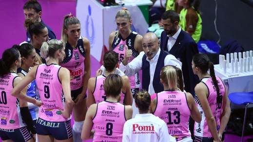 Volley: A1 Femminile, la Pomì esonera Abbondanza, al suo posto Lucchi