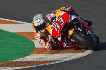 MotoGp, test Valencia: Marquez domina, Rossi 12°