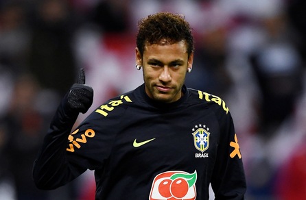 Inghilterra-Brasile: il siparietto di Neymar con un giovane tifoso