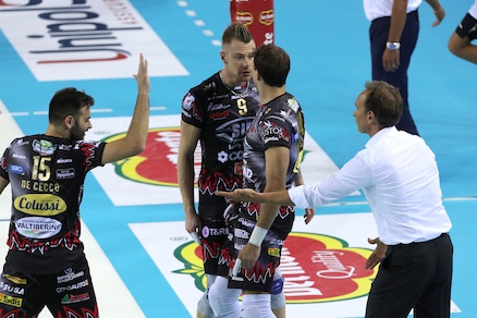 Volley: Superlega, Perugia supera Trento e resta a punteggio pieno