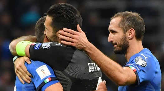 L'sms di un azzurro: «Sarebbe meglio con Buffon allenatore»