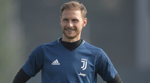 Juventus, Höwedes: «Voglio 6 punti contro Sampdoria e Barcellona»