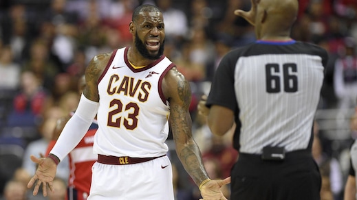 NBA, LeBron snobba i Celtics: "Penso solo ai Cavs"