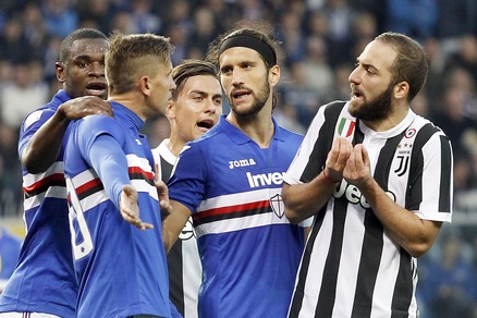 Moviola, Sampdoria-Juventus: il 3-0 era da annullare. Zapata fa fallo, ma Lichtsteiner