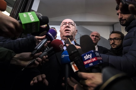 Tavecchio si dimette: «Colpa dello sciacallaggio politico»