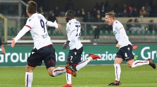 Serie A, Hellas Verona-Bologna 2-3:  12' Cerci, 21' Destro, 33' Caceres, 74' Okwonkwo, 76' Donsah