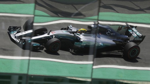 F1, mega festa in Mercedes per il doppio trionfo