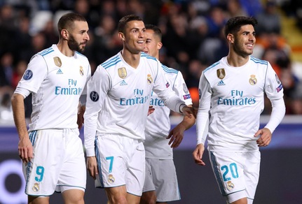 Apoel Nicosia-Real Madrid 0-6: Benzema e Ronaldo, doppietta scacciacrisi