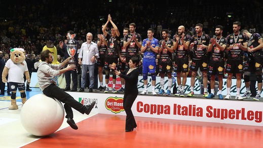 Volley: la Final Four di Coppa Italia si giocherà al PalaFlorio