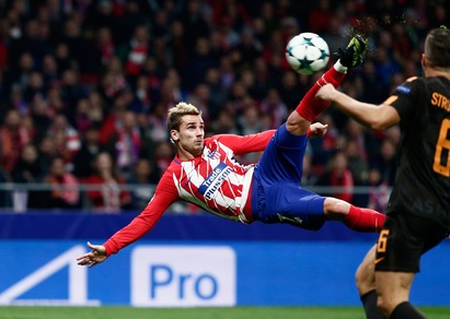 Champions League, Atletico Madrid-Roma 2-0: Griezmann-Gameiro, qualificazione rimandata