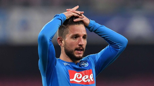 Napoli, allerta in quota: per Mertens Barça e United a 4,00